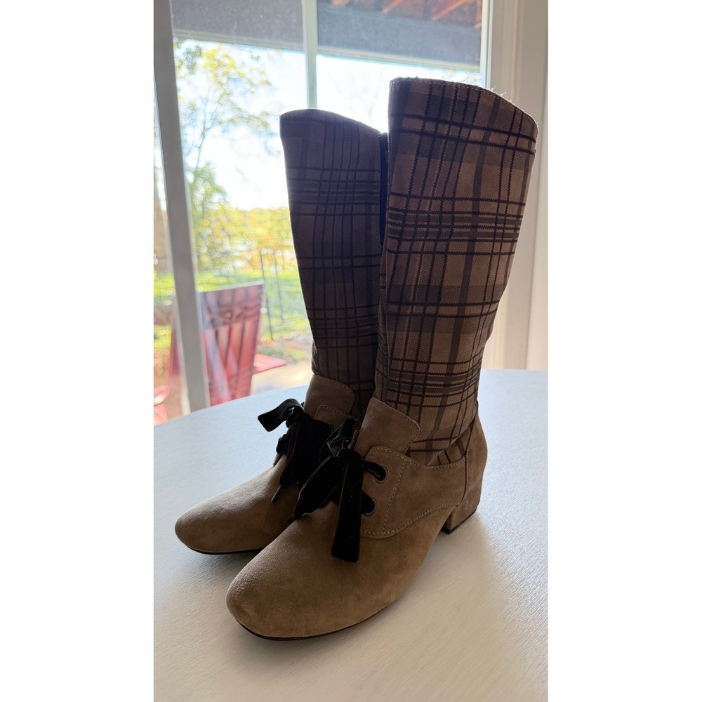 Born Crown Renay Boot Womens 7 Tan Suede Plaid Velvet Ribbon Lace Up Regencycore